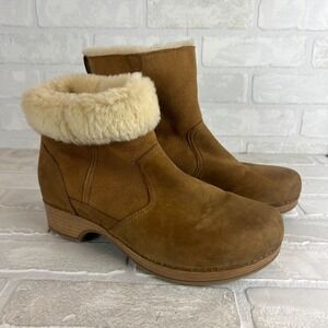 Dansko Bettie Boots 40 9.5 10 Brown Nubuck Leather Shearling Lined Fold Down